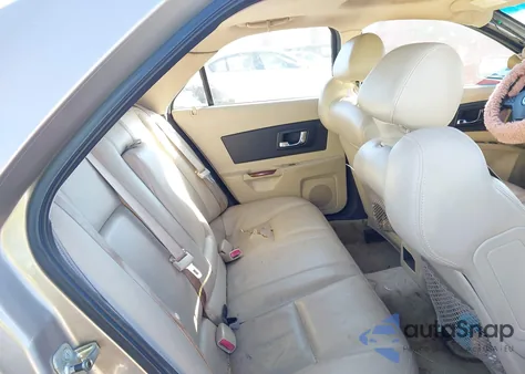 2004 Cadillac Cts Standard z USA, uszkodzony, nr VIN 1G6DM577840106758